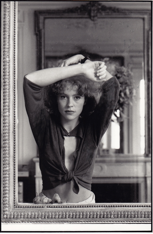 1986 - Pascale -Séance Photo dans mon appartement à Paris Journal américain